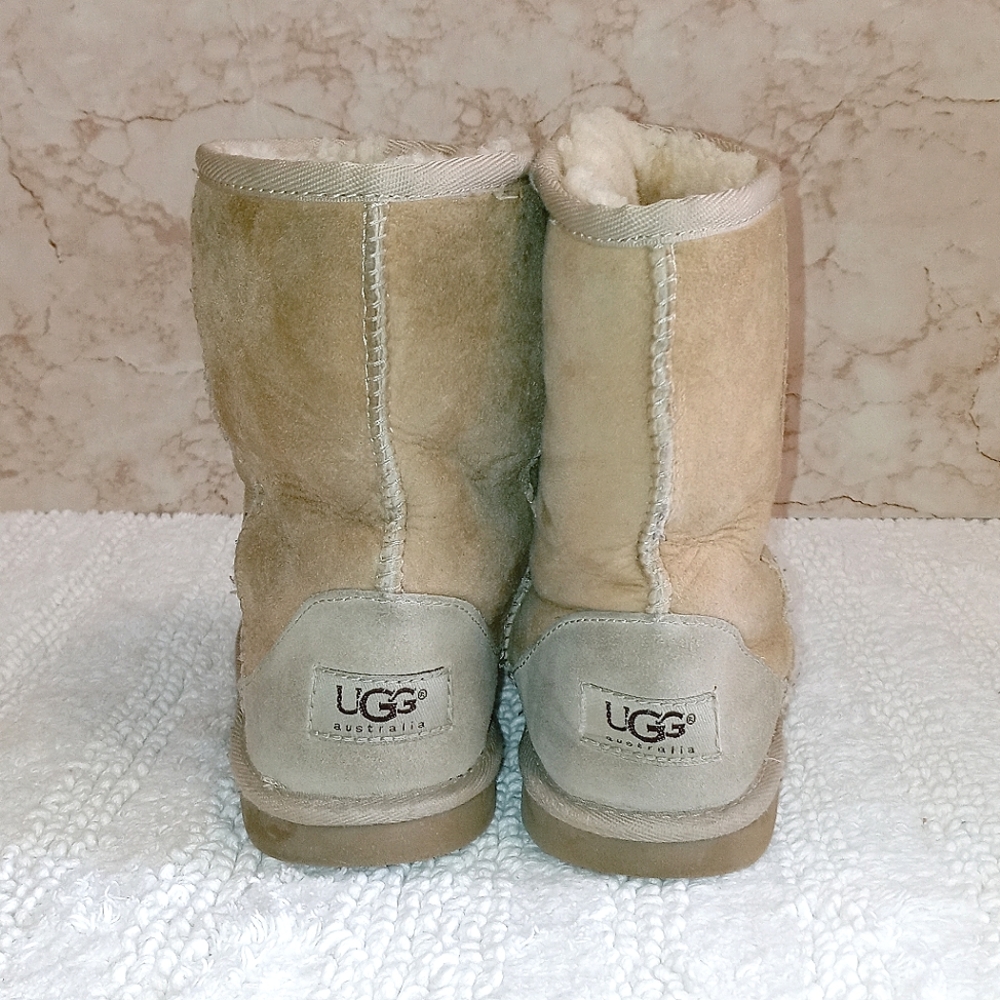 UGG | Girls Leather Boots